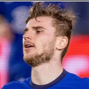 Meet your Posher, Abdullahi